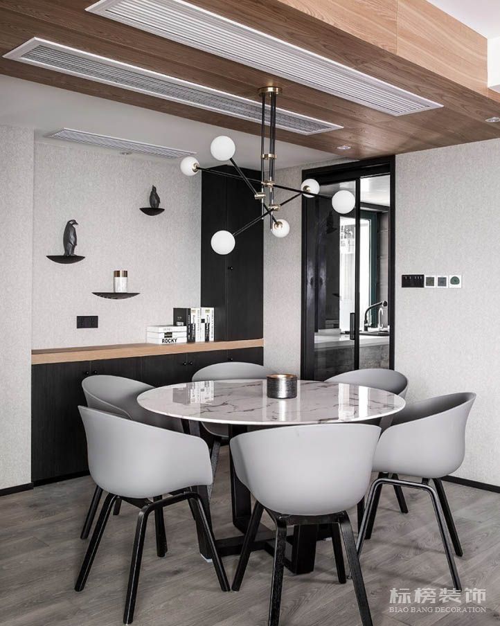 簡約辦公室怎么裝修？